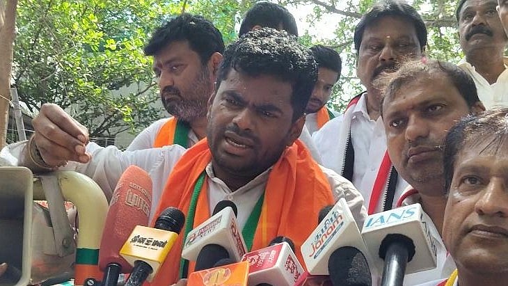 'திமுக தோற்றால் கனிமொழி தனி கட்சி ஆரம்பிப்பார்!' - அண்ணாமலை ஆரூடம் 