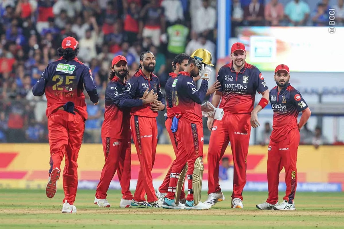 'அடிச்ச அடி அப்படி.!' - வான்கடேவிலேயே மும்பையை சம்பவம் செய்த ஆர்.சி.பி!