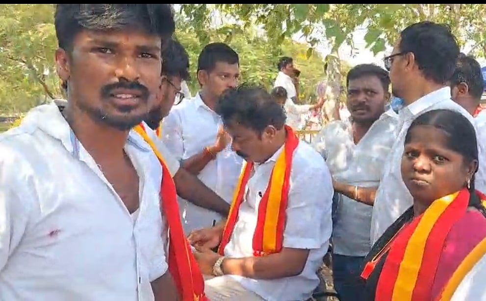 கோவை: விஜய்யை வரவேற்கக் காத்திருந்த த.வெ.க. வேட்பாளர் மயக்கம்