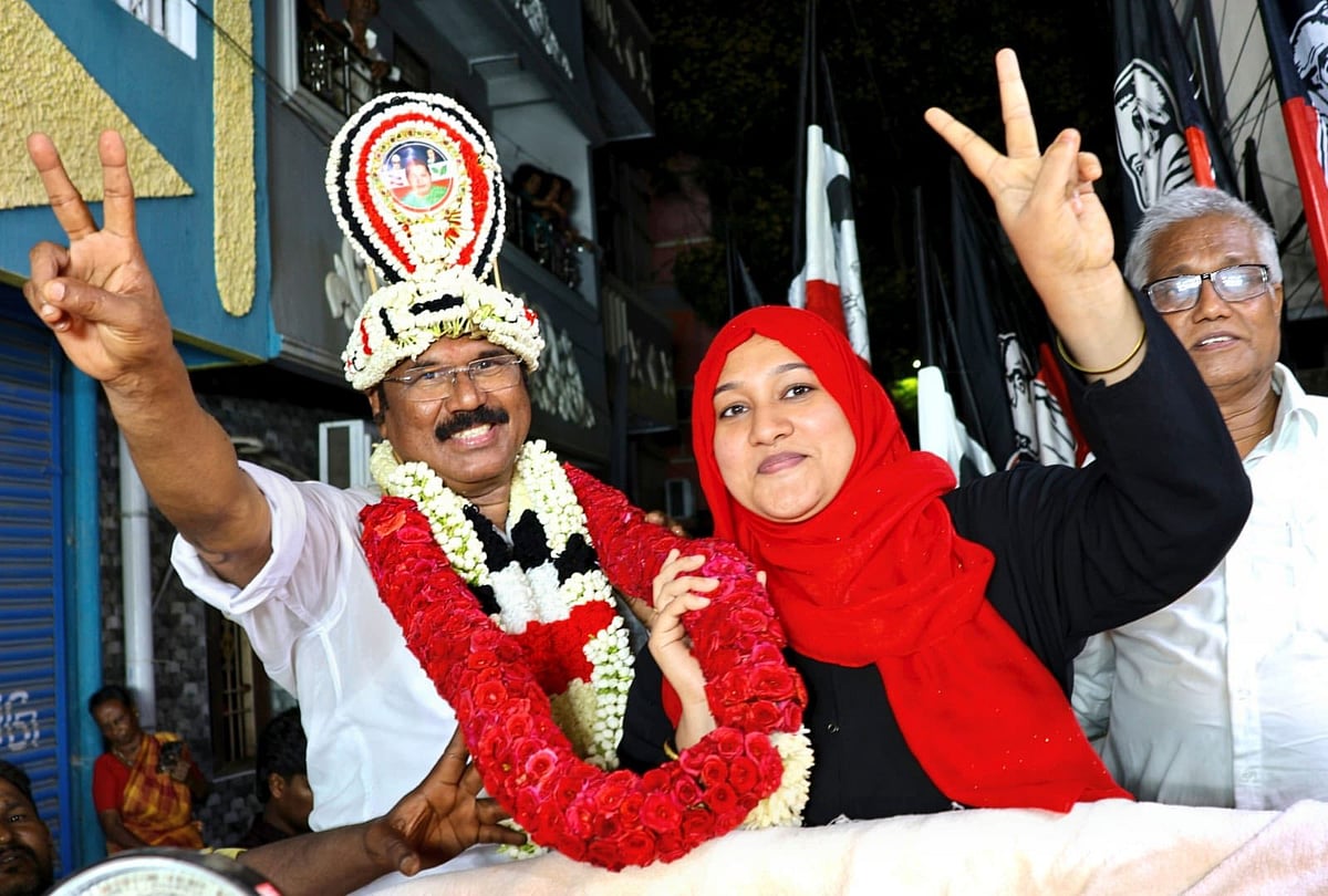 `ராயபுரத்தால் நான்... ராயபுரத்துக்காக நான்!' - `இஸ்லாமியர்களின் செல்லப்பிள்ளை’  டி.ஜெயக்குமார்