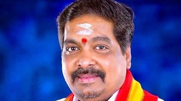 விஜய் மன்ற உறுப்பினர், ஆனந்தின் தீவிர விசுவாசி... இனி கடலூர் MLA - யார் இந்த ராஜ்குமார்?