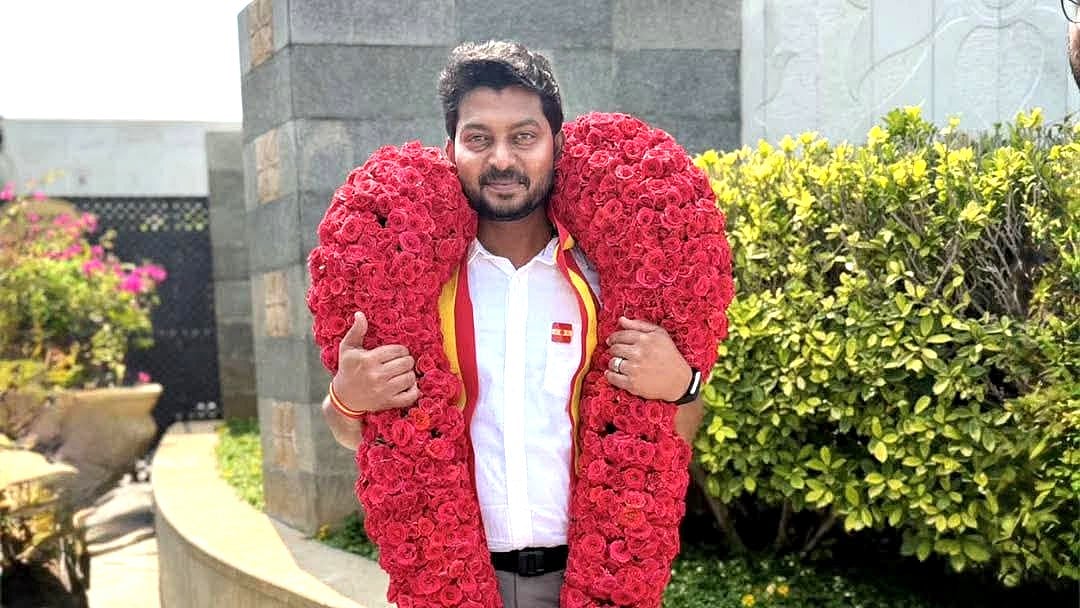 டி.கே. பிரபு: காங்கிரஸ் பாரம்பர்யம்; இளம் ‘டாக்டர்’ - காரைக்குடியில் இருந்து `முதல்' அமைச்சர்!