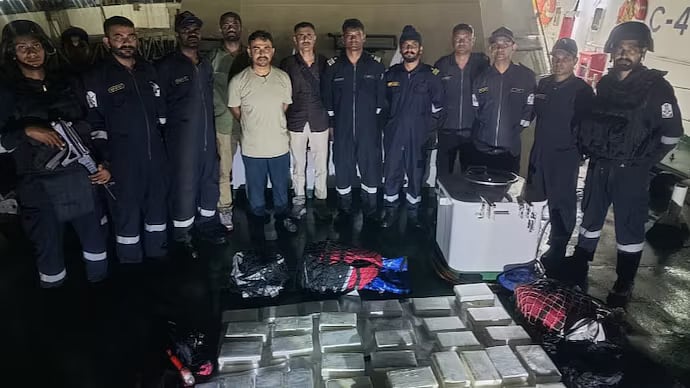 7 நாடுகள், 23 துறைமுகங்கள் - உலகம் முழுக்க கொகைன் சப்ளை செய்துவிட்டு இந்தியா வந்து சிக்கிய கப்பல்!