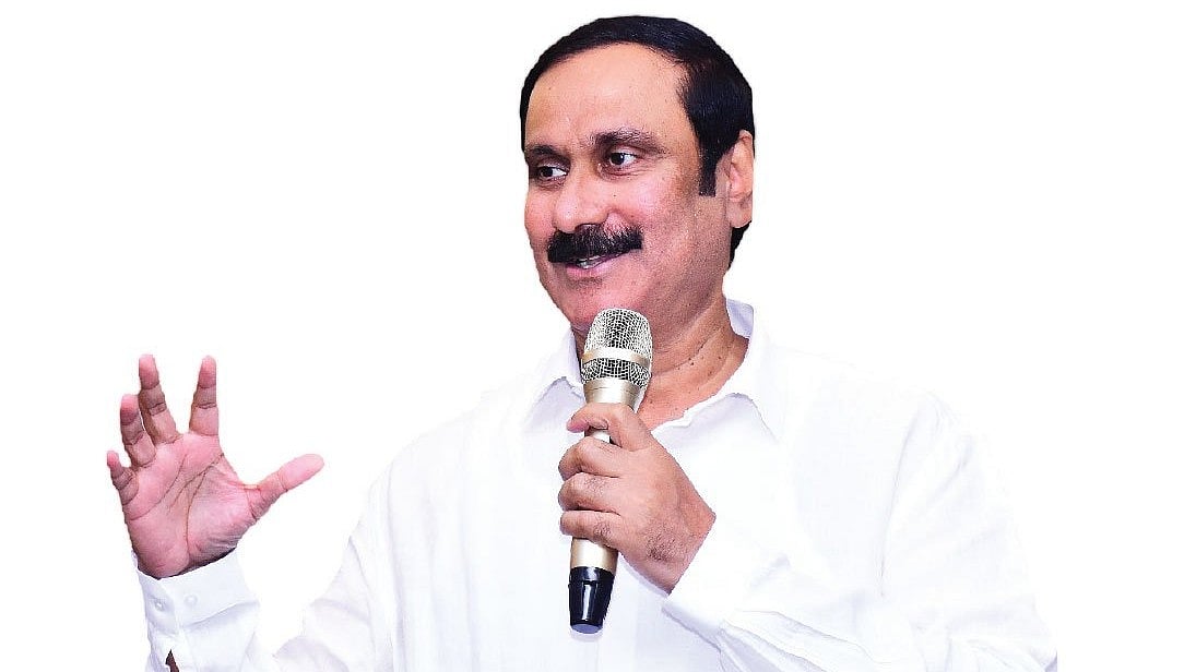 'ஏழை மக்கள் பயன்படுத்தும் ஆவின் பச்சைப் பால் விற்பனை விரைவில் ரத்தா?' - அன்புமணி கண்டனம்