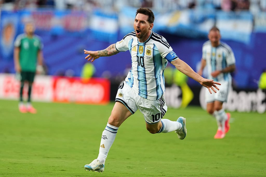 MESSI : `களத்தில் அழுதது உண்மை தான்... Football காரணம் அல்ல.!' - உருகும் மெஸ்ஸி  