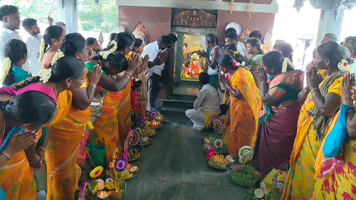 'தேங்க்யூ CM சார்' - மறுக்கப்பட்ட சாமி கும்பிடும் உரிமை; கோயில் நுழைவு மேற்கொண்ட பட்டியலின மக்கள் 