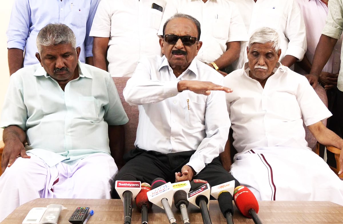 ``திமுக எங்களை முதுகில் குத்தவில்லை, நெஞ்சில் குத்திவிட்டார்கள்!