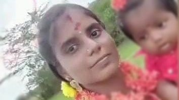 தனக்கு தானே கண்ணீர் அஞ்சலி போஸ்டர் போட்ட கணவர்; விபரீத முடிவெடுத்த மனைவி - திருவாரூரில் அதிர்ச்சி
