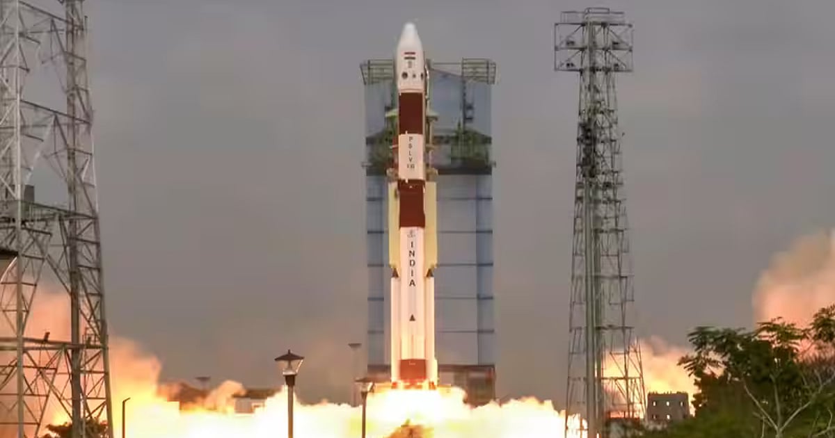 ISRO: நெருக்கடியில் இந்திய விண்வெளி ஆராய்ச்சி மையம்; 100 விஞ்ஞானிகள் வேலையை ராஜினாமா செய்தது ஏன்?
