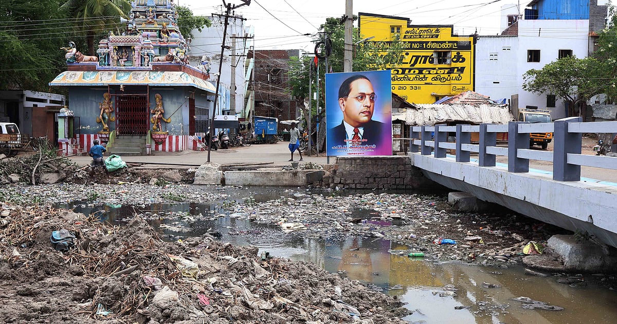 கோரிப்பாளையம்: ஆறாக ஓடும் கழிவுநீர்; சுகாதார சீர்கேட்டில் சிக்கித் தவிக்கும் பொதுமக்கள்| Photo Album