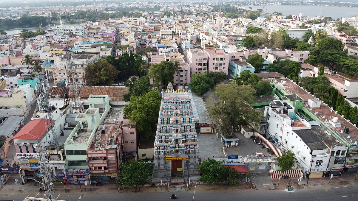 கோவை: கோனியம்மன் கோவிலில் உண்டியல் பணம் திருட்டு; 8 பேர் பணிநிடை நீக்கம்