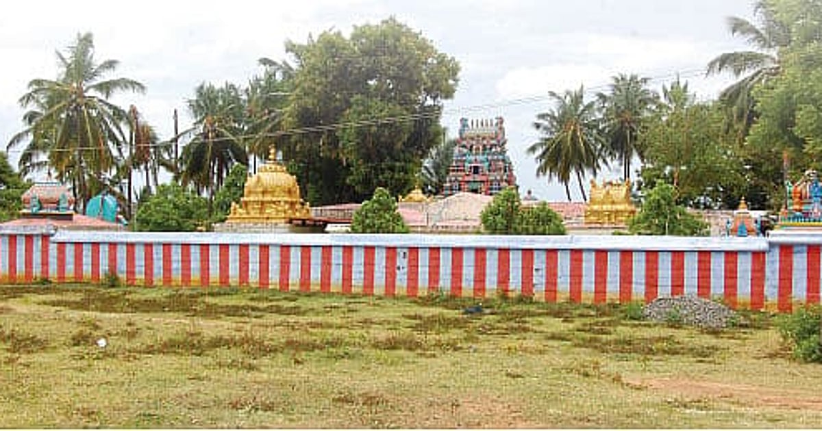 தென்காசி மாவட்டம், புளியறை சதாசிவமூர்த்தி: நட்சத்திரப் படிக்கட்டுகள்... தில்லைக்கு இணையான தலம்!