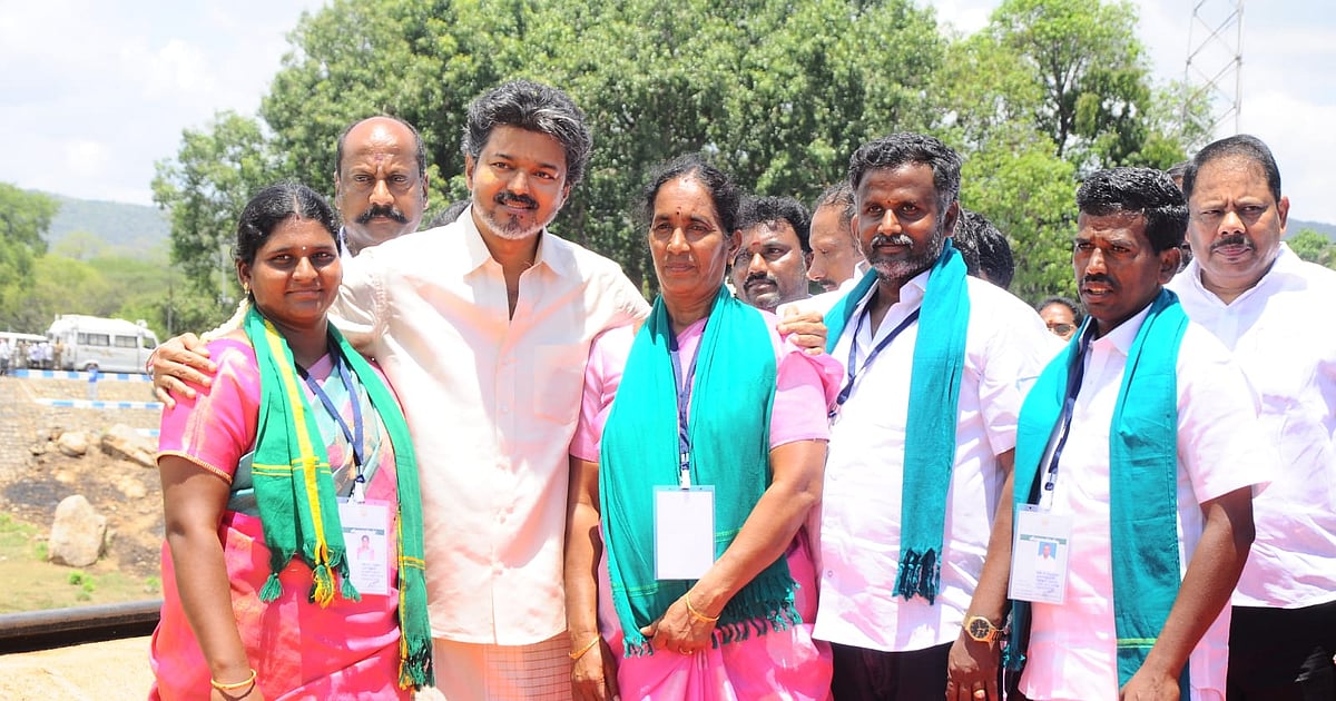 மேட்டூர் அணையில் சம்பா சாகுபடிக்கு தண்ணீர் திறப்பு: முதல்வர் விஜய் தொடங்கி வைத்தார்