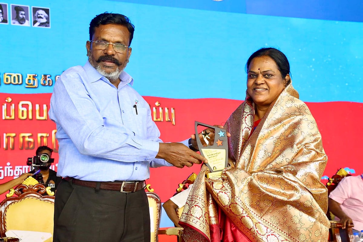`பிரதமர் முகம் விஜய்'- தவெக ஸ்டன்ட், அப்செட்டில் விசிக; கொந்தளிக்கும் இரண்டாம் கட்ட நிர்வாகிகள்!