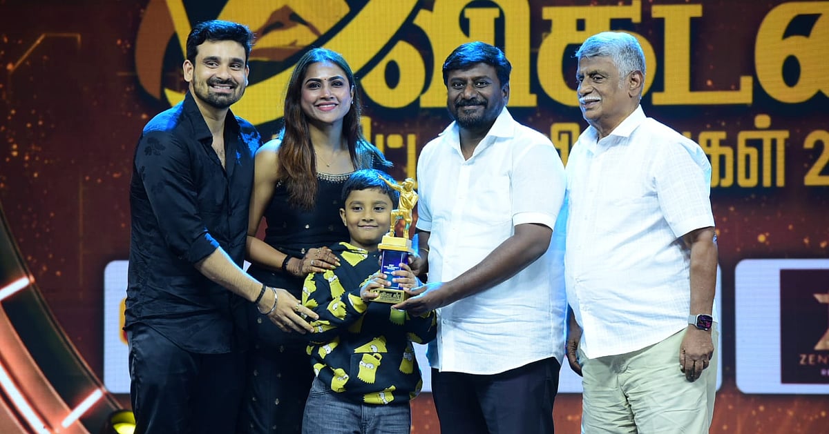 `சட்டமன்றத்துக்கே போய் பேசினாலும்... முதல் மேடை, முதல் நம்பிக்கை கொடுத்தது விகடன் தான்!' - ராஜ்மோகன்