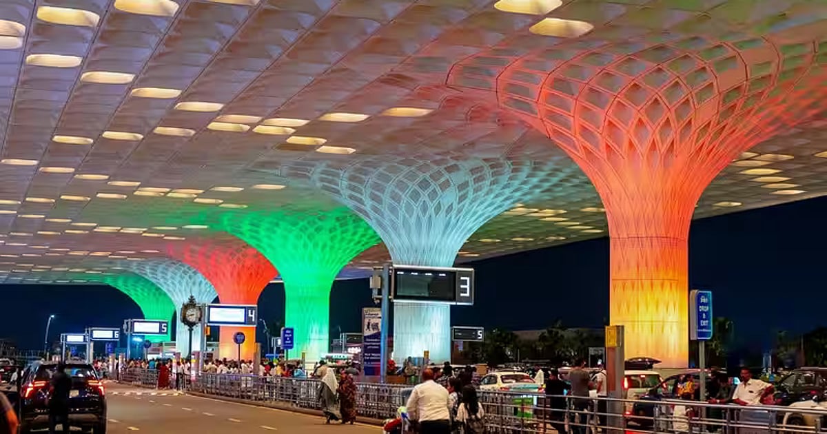 மும்பை விமான நிலையத்தில் பயணிகள் பேக்கில் தொடரும் பணம், நகை திருட்டு! குற்றவாளிகளை பிடிக்க தனிப்படை