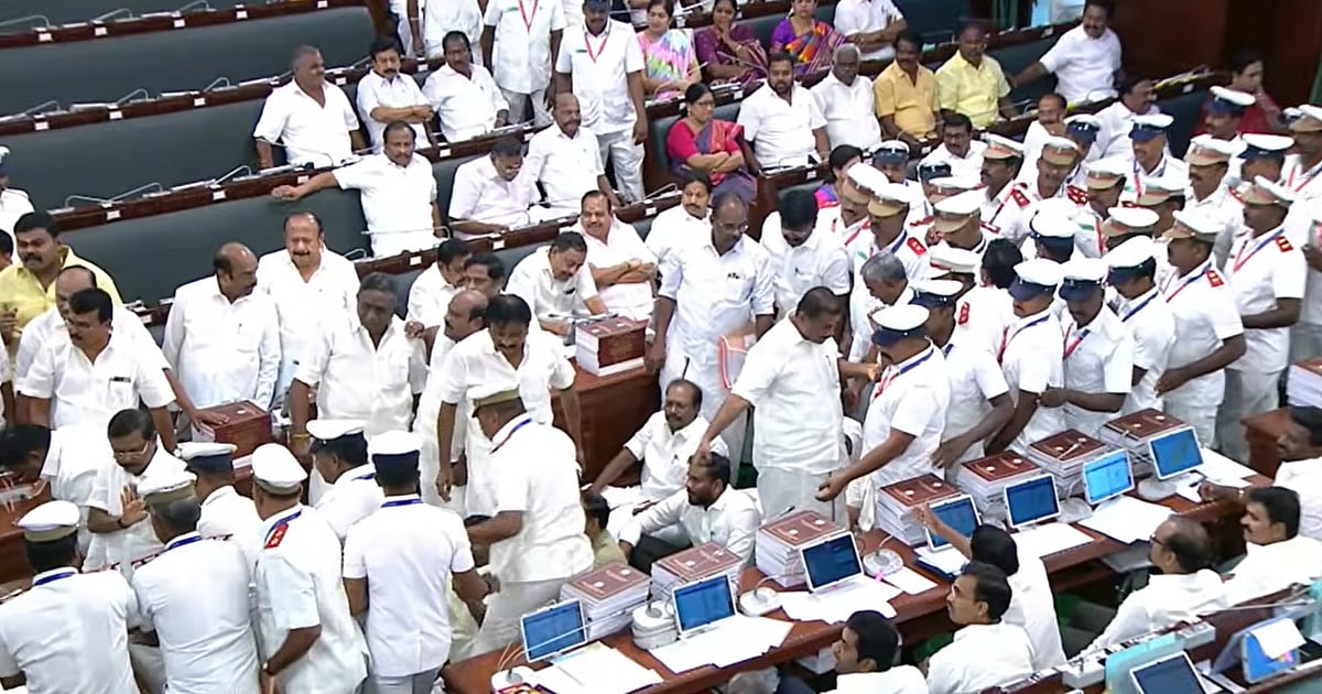 தமிழக சட்டப்பேரவையில் திமுக உறுப்பினர்கள் வெளியேற்றம்
