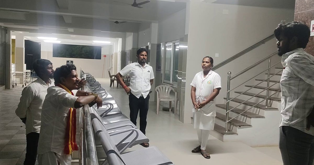 மருத்துவர், செவிலியர்கள் இல்லையென புகார்; நள்ளிரவில் ஏரல் மருத்துவமனையில் எம்.எல்.ஏ திடீர் ஆய்வு!