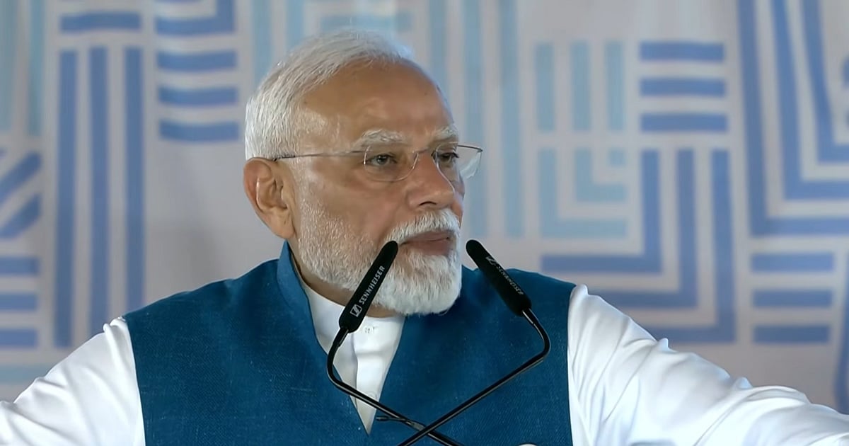 அரசுகள் மாறினாலும் தமிழ்நாடு மக்களுக்குச் சேவை புரிவதில் என் மன உறுதி தொடர்கிறது - பிரதமர் மோடி