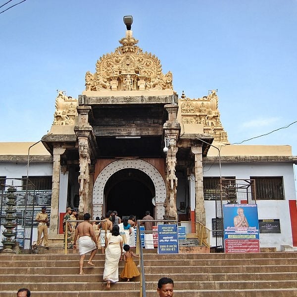 திருவனந்தபுரம் பத்மநாப சுவாமி கோயிலில் காணாமல்போன 107 கிராம் தங்கம் - கண்டுபிடித்தது எப்படி?