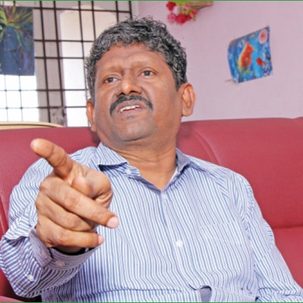 பாதுகாப்பைத் திரும்பப் பெற்ற தமிழக அரசு; `உயிருக்கு அச்சுறுத்தல் என நீதிமன்றத்தில் ஆஜராகாத சகாயம்!
