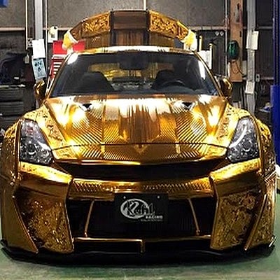 தங்கத்திலே ஒரு கார்! வைரல் வீடியோ | Nissan GT-R R35 Engraved Goldmetal ...