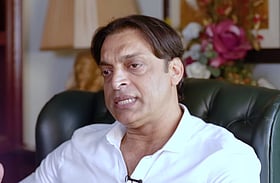 Champions Trophy: "நிகழ்வில் ஏன் பாகிஸ்தான் கிரிக்கெட் வாரிய நிர்வாகிகள் யாருமில்லை?" - சோயப் அக்தர்