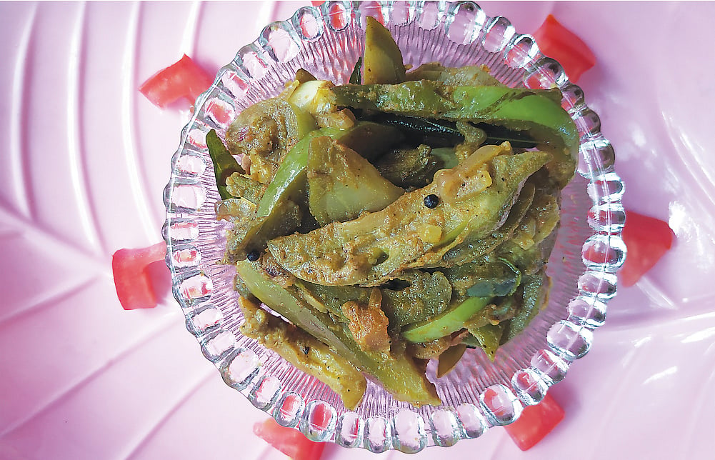 அசைவத்துக்கு சவால் விடும் சைவ ரெசிப்பி: கத்திரிக்காய் (நண்டு) வறுவல்! - வீட்டிலேயே செய்வது எப்படி?