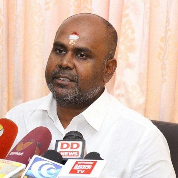 அமைதிப்படை அமாவாசை தான் ஓபிஎஸ், தன்னைத் தவிர யாரும் வளரக்கூடாது என.! - ஆர்.பி.உதயகுமார் காட்டம்
