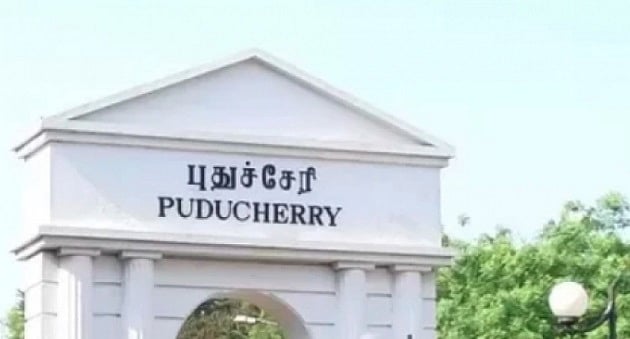 `ஆட்சி நம்மிடம் இருந்தாலும் அதிகாரம் ஆளுநரிடம் இருக்கிறது!’ - வெடித்த முதல்வர் ரங்கசாமி