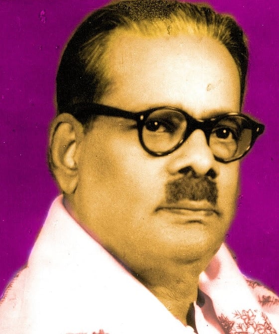 `தமிழகத்திலும் புதுச்சேரியிலும் ஒரே தமிழ்த்தாய் வாழ்த்து - சீமான் சொல்லும் பாடல் எது?