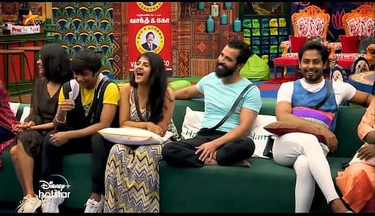 Bigg boss season discount 4 tamil hotstar live