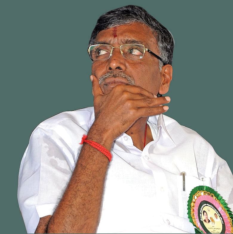 இபிஎஸ் தலைமையிலான கூட்டத்தைப் புறக்கணித்த பாலக்கோடு எம்எல்ஏ  கே.பி.அன்பழகன்; காரணம் என்ன?