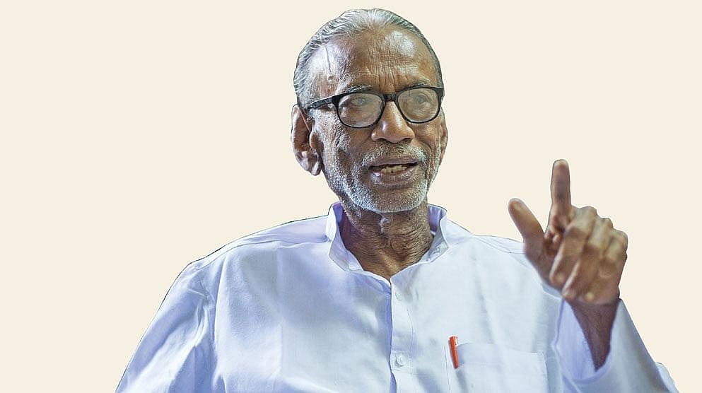 புதுக்கோட்டை: ``எங்களுக்கு பெரியார் மண் இல்லை... பெரியாரே மண்தான்! -சீமான் காட்டம்