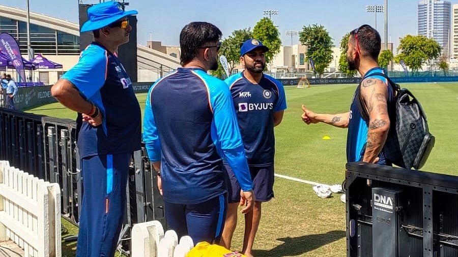 Rohit Sharma: இந்த விஷயத்தில் தோனி, கோலியை விட ரோஹித்தான் பெஸ்ட் - அஷ்வின் பகிரும் அனுபவம்