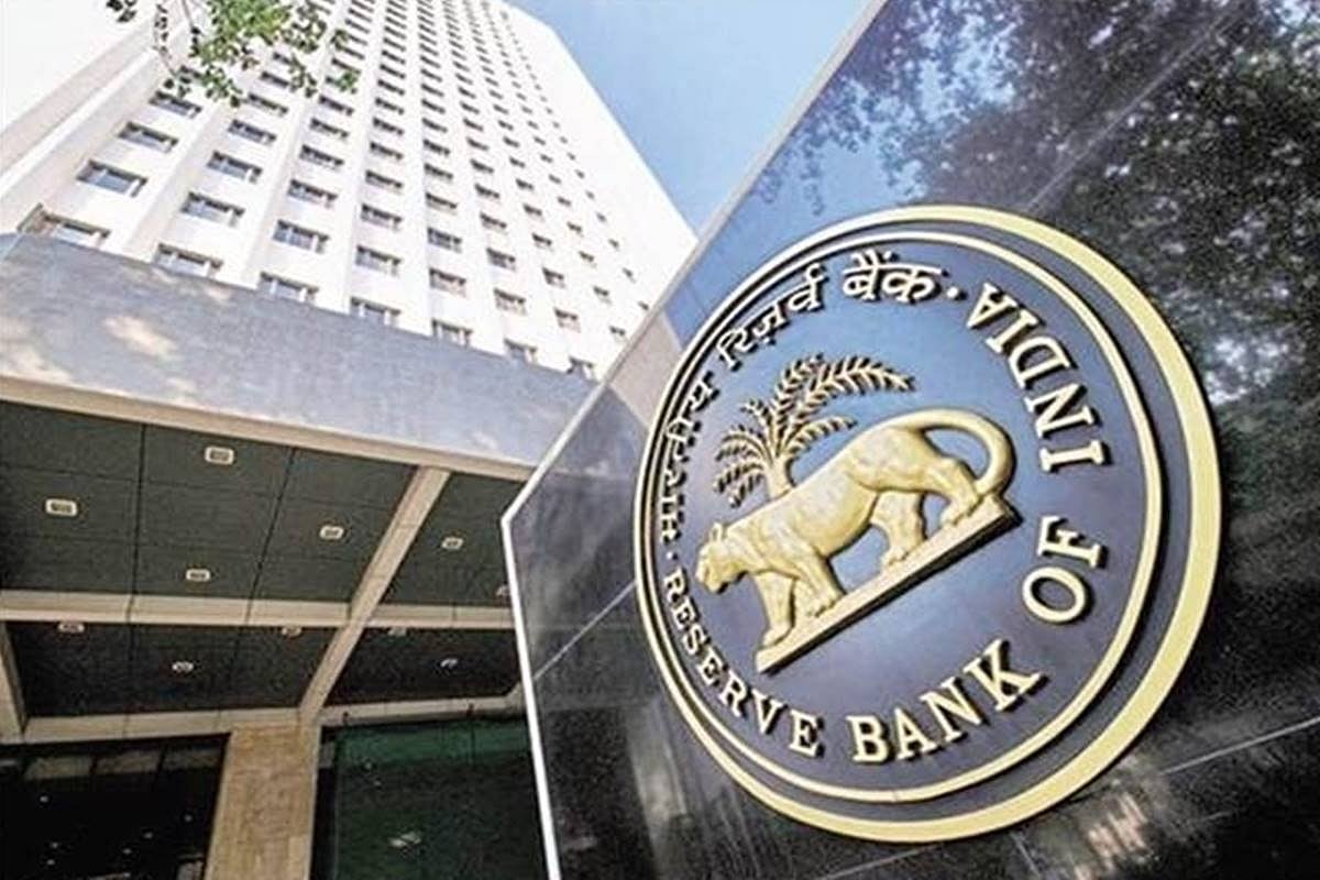 கடும் வீழ்ச்சியில் இந்திய ரூபாய்; RBI தலையிட்டு நிலைமையை சரிசெய்யாதது ஏன்? - சஞ்சய் மல்ஹோத்ரா பதில்