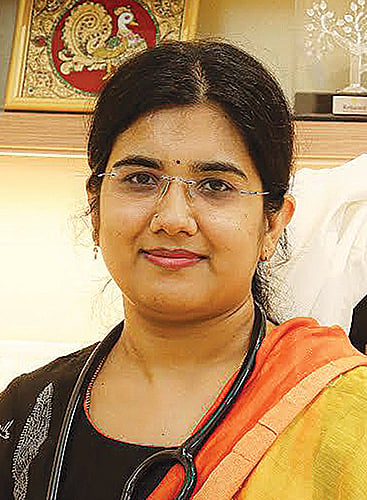 Doctor Vikatan: ஓவர் ப்ளீடிங் பிரச்னைக்கு கர்ப்பப்பையைச் சுத்தம் செய்யும் D & C  சிகிச்சை உதவுமா?
