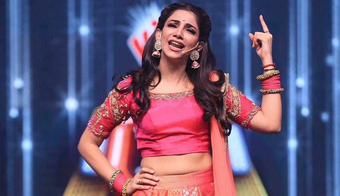 "விஜய் டிவி பக்கம் இனிமே போக வேண்டாம்னு முடிவெடுத்திருக்கேன்... ஏன்னா?!"-  ஆங்கர் பாவனா | Anchor Bhavana talks about some important moments in her  anchoring career - Vikatan