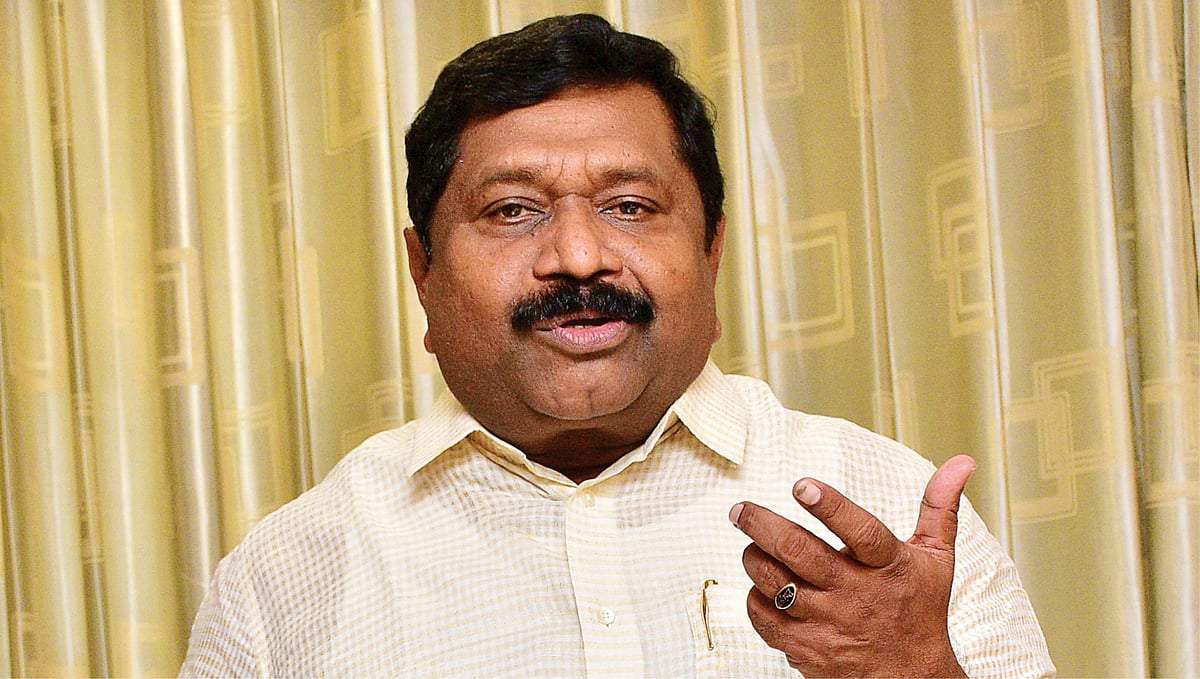 தவெகவின் குதிரை பேரத்தை பார்த்து ஆளுநர் அமைதியாக இருப்பது ஏன்?- அதிமுக எம்.பி இன்பதுரை