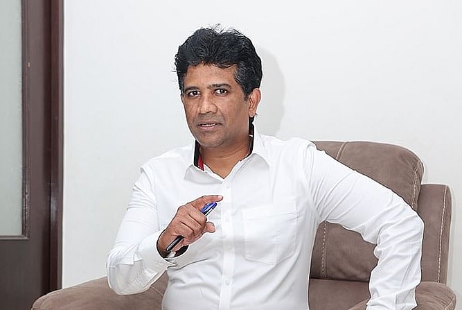 எழிலன்
