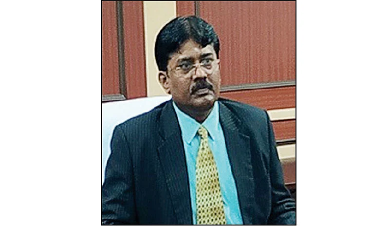 அண்ணா பல்கலைக்கழக முன்னாள் துணைவேந்தர் வேல்ராஜ்