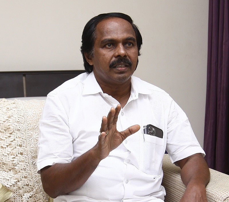``பால் பண்ணை அமைக்க முன்வரும் இளைஞர்களுக்கு மானியம், வங்கிக் கடன் - அமைச்சர் மனோ தங்கராஜ்!