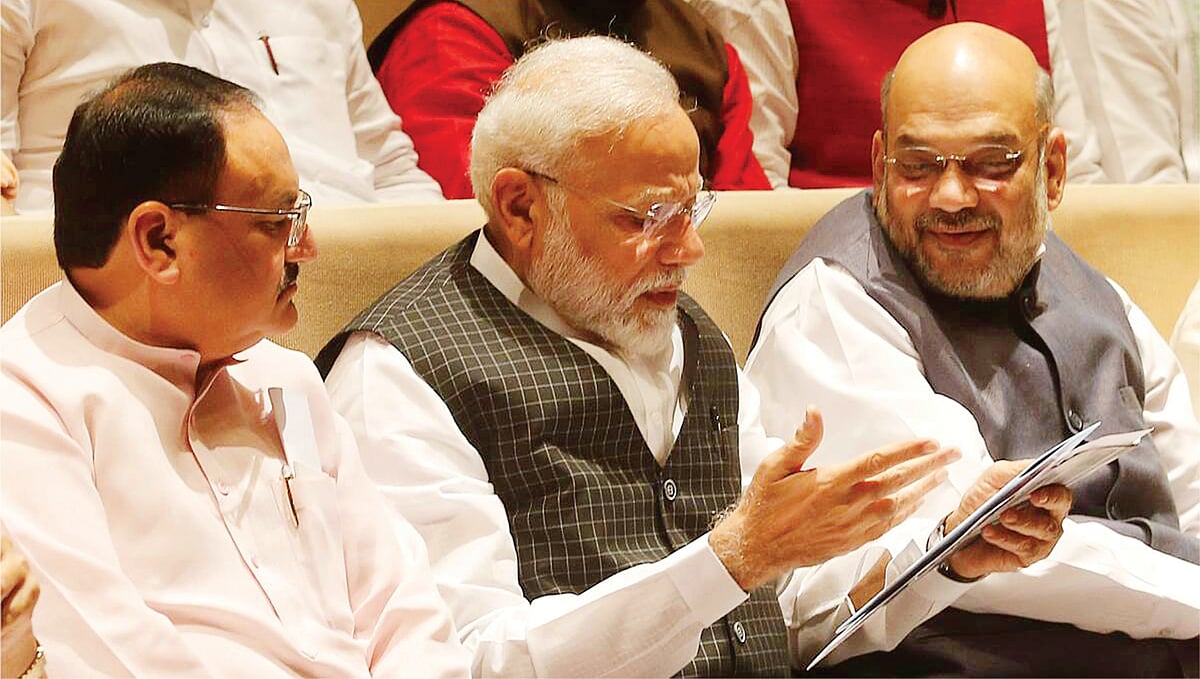 பெட்ரோல்,-டீசல்-மீதான-கலால்வரி-குறைப்பு:-மக்களுக்கு-நேரடி-பலன்-இல்லையா?---காரணம்-என்ன?