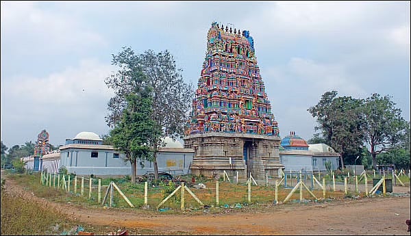 சதுரங்கத்திலும் சிவனே முதல்வன்; விஷக்கடி நீக்கும் அம்மன் - அதிசயக்க ...
