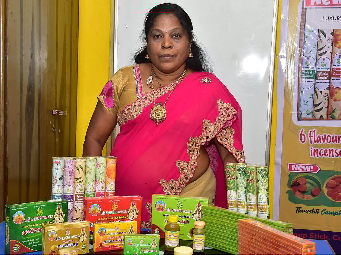 Pooja items Latest Tamil News Updates, Videos, Photos Vikatan