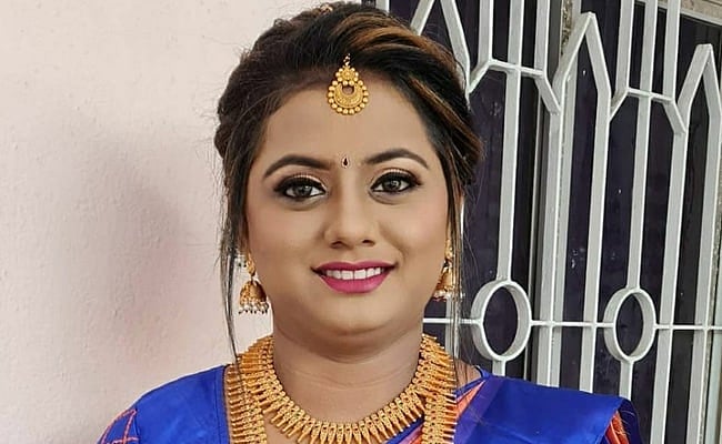 கதவு மூடப்படாமல் இயங்கிய லிஃப்ட்… இடையில் சிக்கி பலியான ஆசிரியை! – மும்பையில் சோகம் | A teacher died tragically after getting stuck in a lift at a Mumbai school.