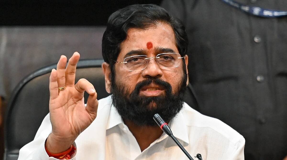 Maharastra: வீட்டு வேலை செய்யும் தொழிலாளர்களுக்கு இலவச பாத்திரங்கள்; சிவசேனா-பாஜக கூட்டணியரசு முடிவு
