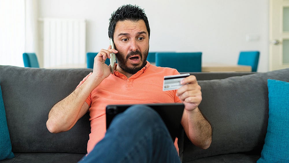 Credit Card: கிரெடிட் கார்டு வைத்திருப்பவர்கள் `இதை கட்டாயம் ஃபாலோ பண்ணுங்க!