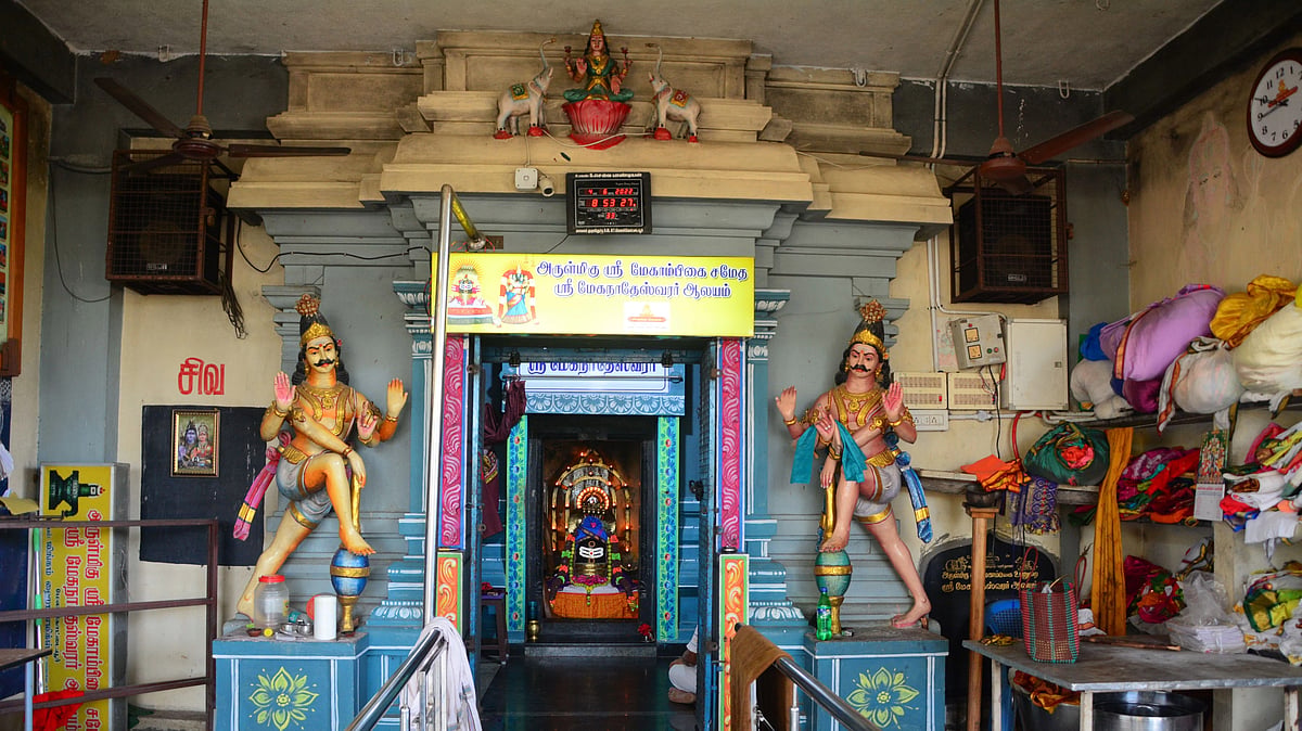 கேட்டவரம் தரும் மேலக்கோட்டையூர் ஸ்ரீமேகநாதேஸ்வரர் ஆலயத்தில் விளக்கேற்றி வழிபடலாம் வாருங்கள்!
