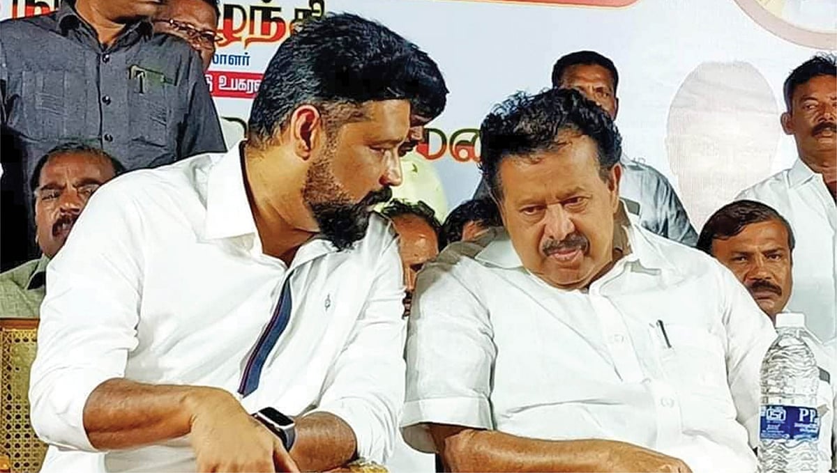விழுப்புரம்-கோட்டையில்-சரிந்த-செல்வாக்கு!---மகனுக்காக-பாசப்போராட்டம்-நடத்தும்-பொன்முடி
